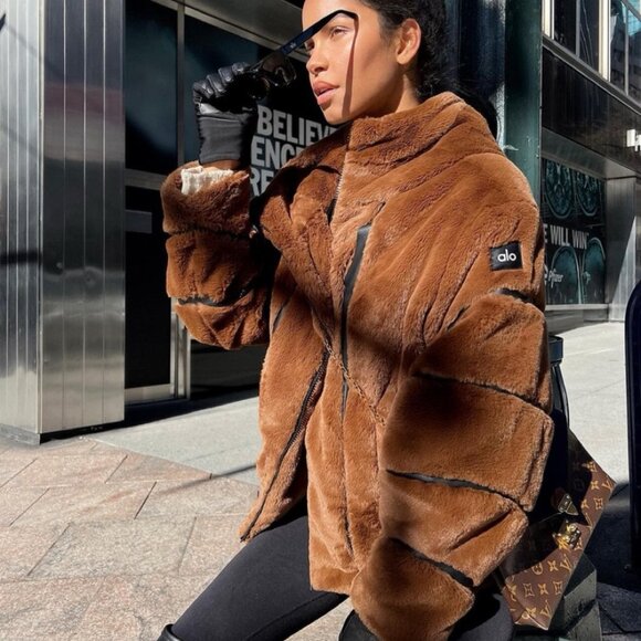 ALO Yoga Knock Out Brown Faux Fur Jacket - Picture 4 of 9